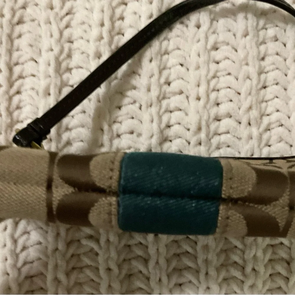 Coach Mini EUC - Picture 4 of 7